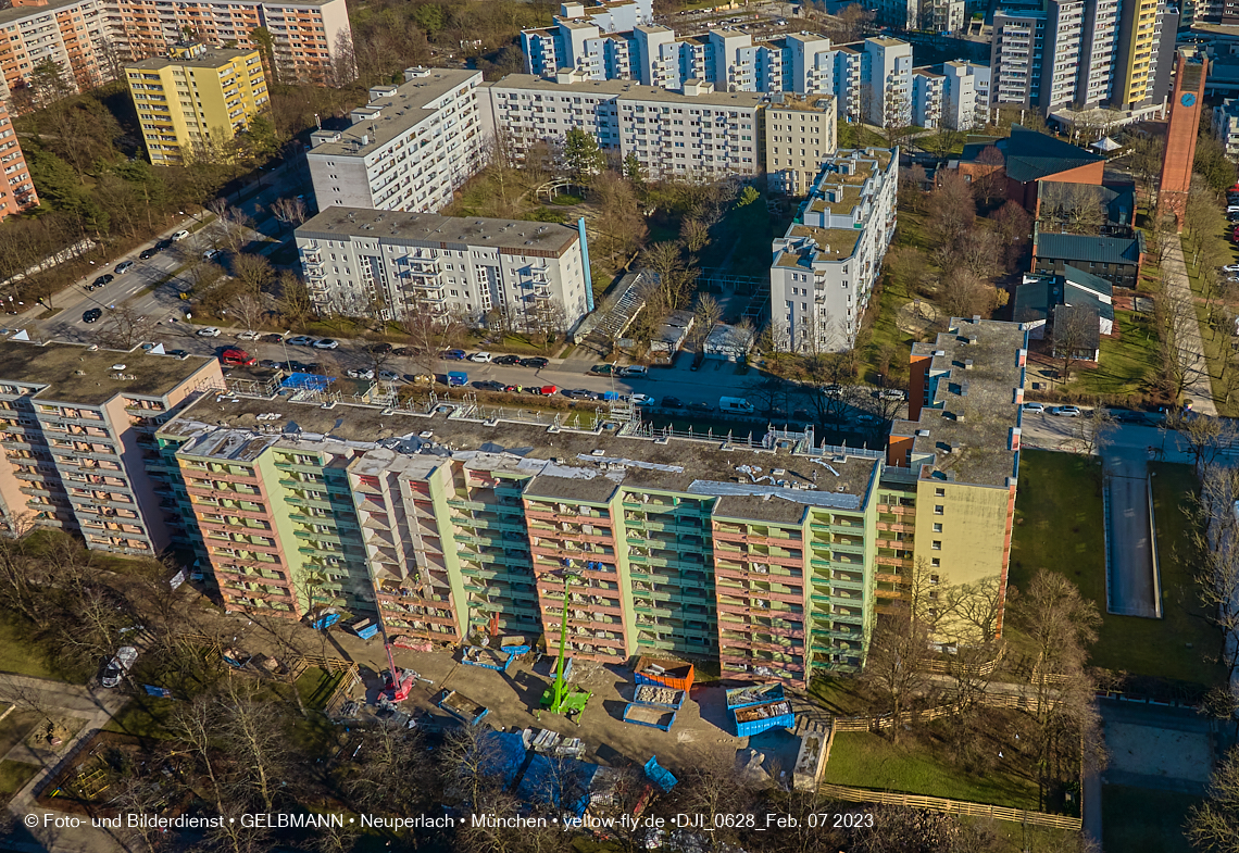 07.02.2023 - Luftbilder von der Sanierung in der Kurt-Eisner-Straße in Neuperlach
